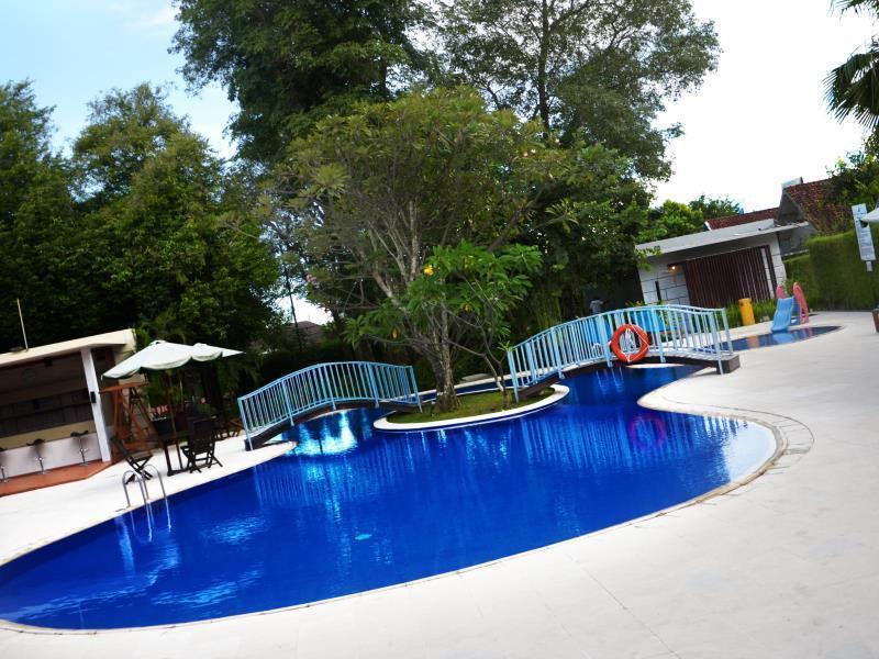 Oyo 743 Garden Guesthouse Maguwo Exterior photo